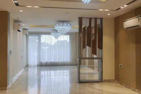 500 sq yards 4BHK luxury builder floor for sale in DLF Phase 1 Gurgaon