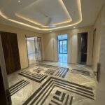 Luxury 4BHK builder floor exterior in DLF Phase 1 Gurgaon, 500 sq yards property for sale