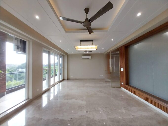 Luxury 4BHK builder floor in DLF Phase 1 Gurgaon behind Mega Mall on 500 square yards plot with 12 meter road