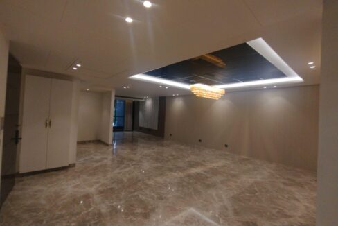 Luxury 4BHK builder floor in DLF Phase 1 B Block Gurgaon on 400 square yards premium location